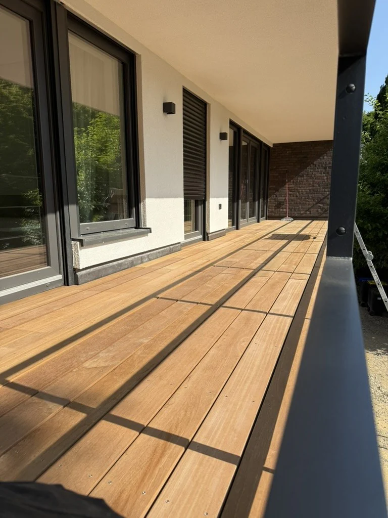 Terrasse aus Bangkirai-Holz